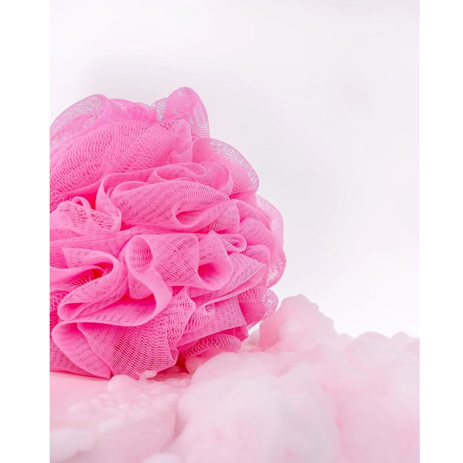 Brushworks Bath & Shower Pouf - Image 3