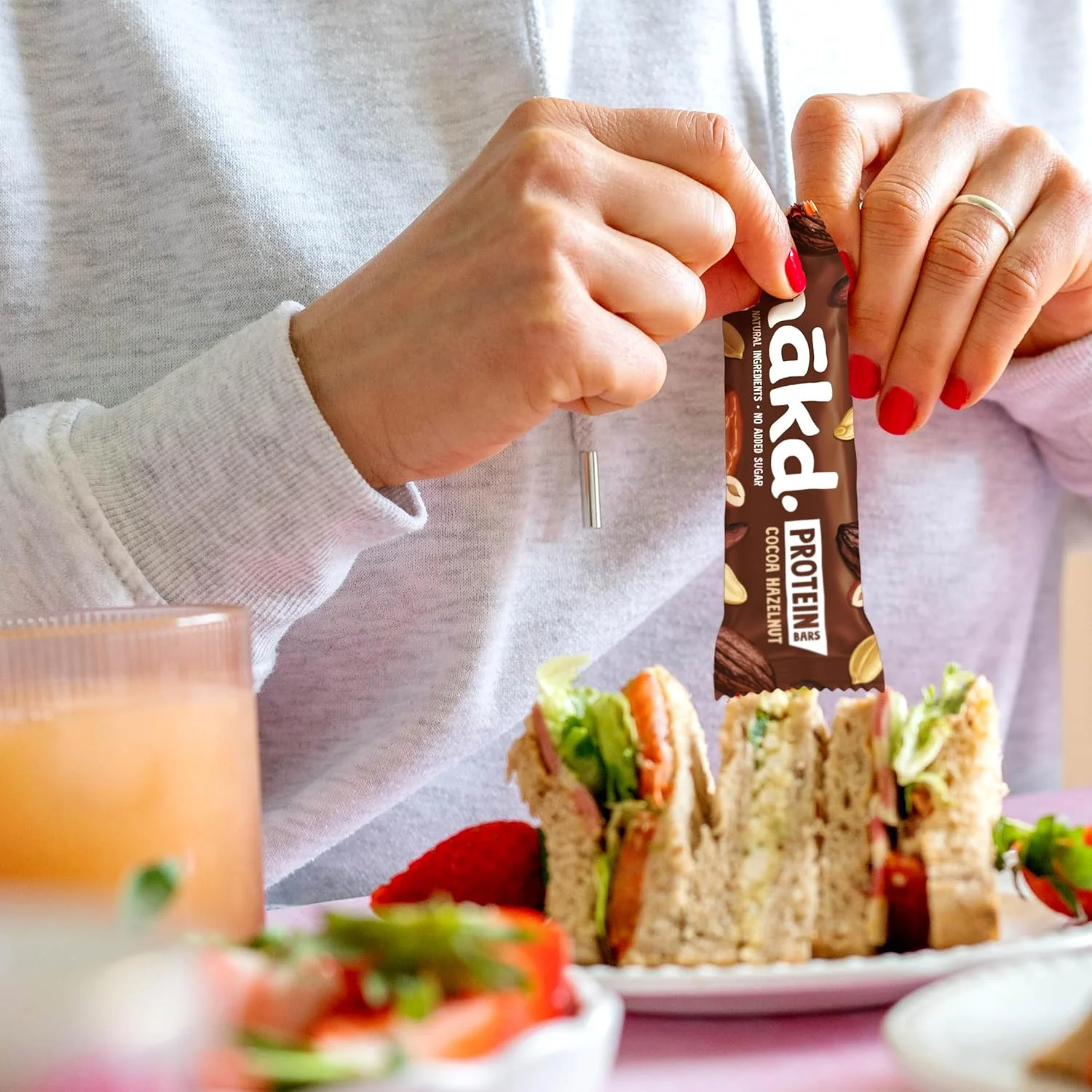 Nakd. Protein Bars Cocoa Hazelnut 16x45g - Image 4