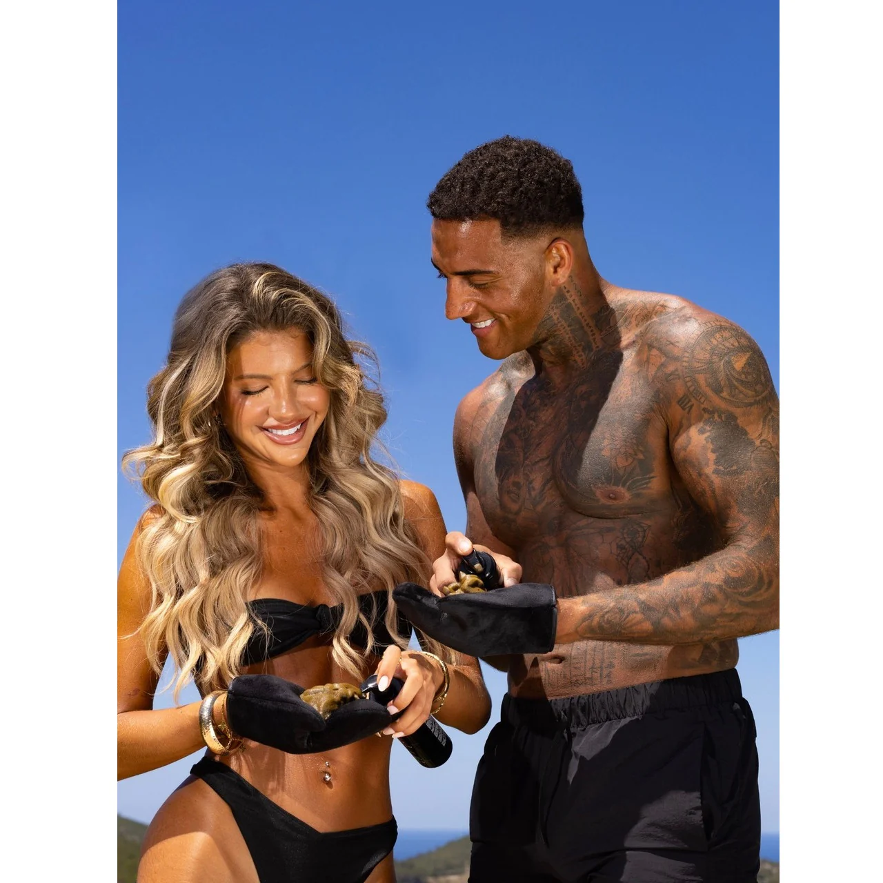 Rose & Caramel Unity Unisex Ultra Dark Tanning Foam 200ml - Image 3