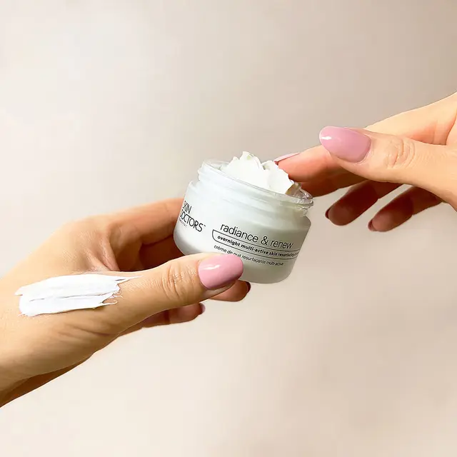 Skin Doctors Radiance & Renew Cream - Image 3