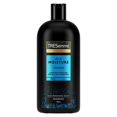 TRESemme Rich Moisture Shampoo 900ml
